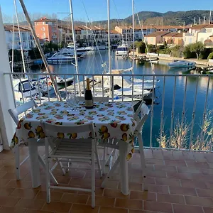  Appartement Port Les Voiles France