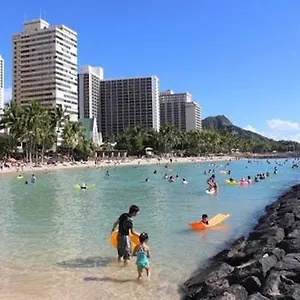 1004 Blue Oasis Apartment Honolulu